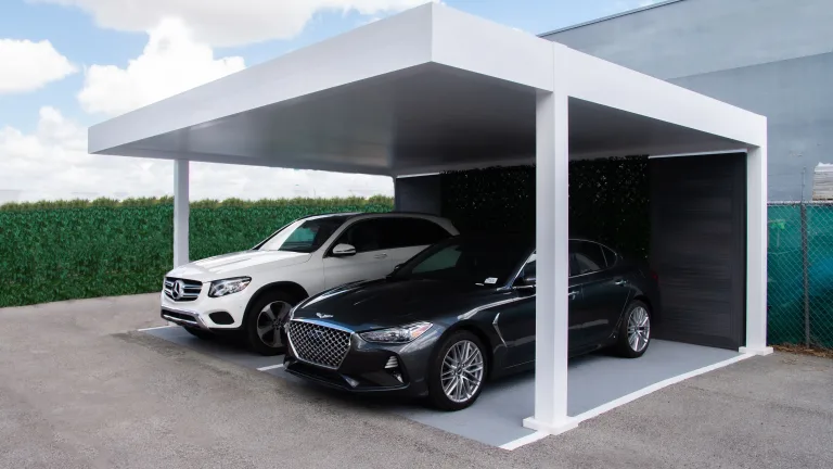 FL-the-patio-district-white-r-car-2-2-768x432